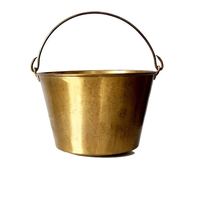 Antique brass kettle, Ansonia Brass Company fire pot bucket